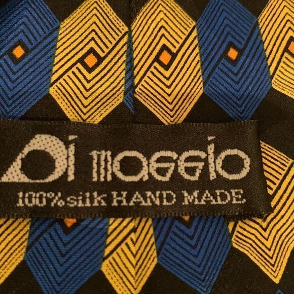 Pair of Hand Made 100% Silk Ties - Picture 6 of 8